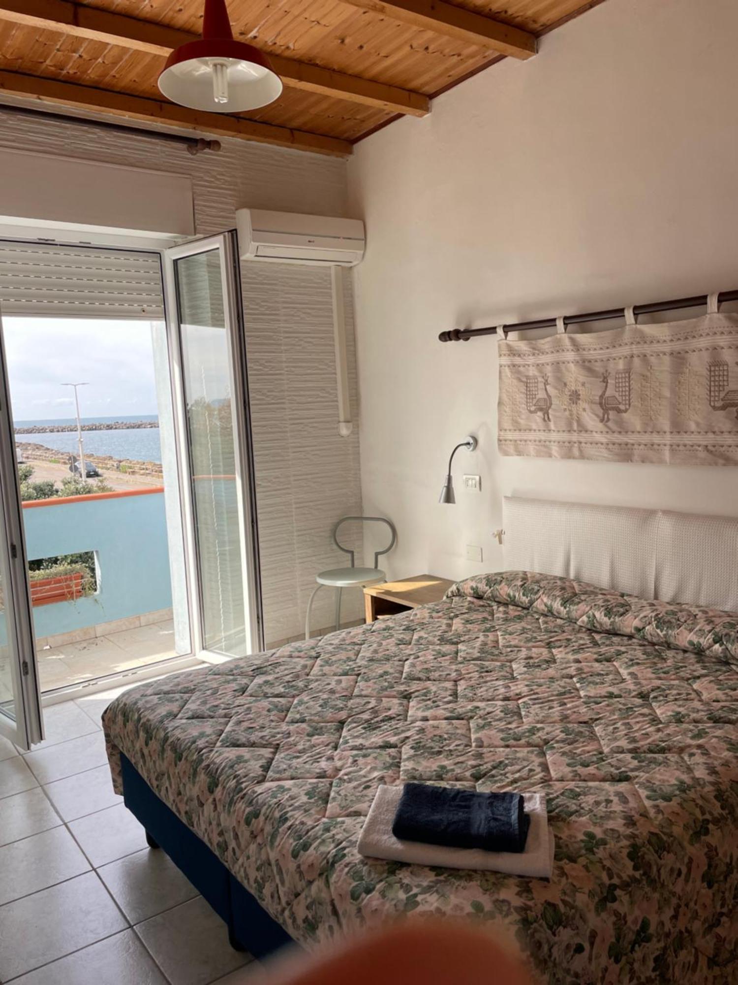 Hotel Miramare Bosa Marina Ngoại thất bức ảnh